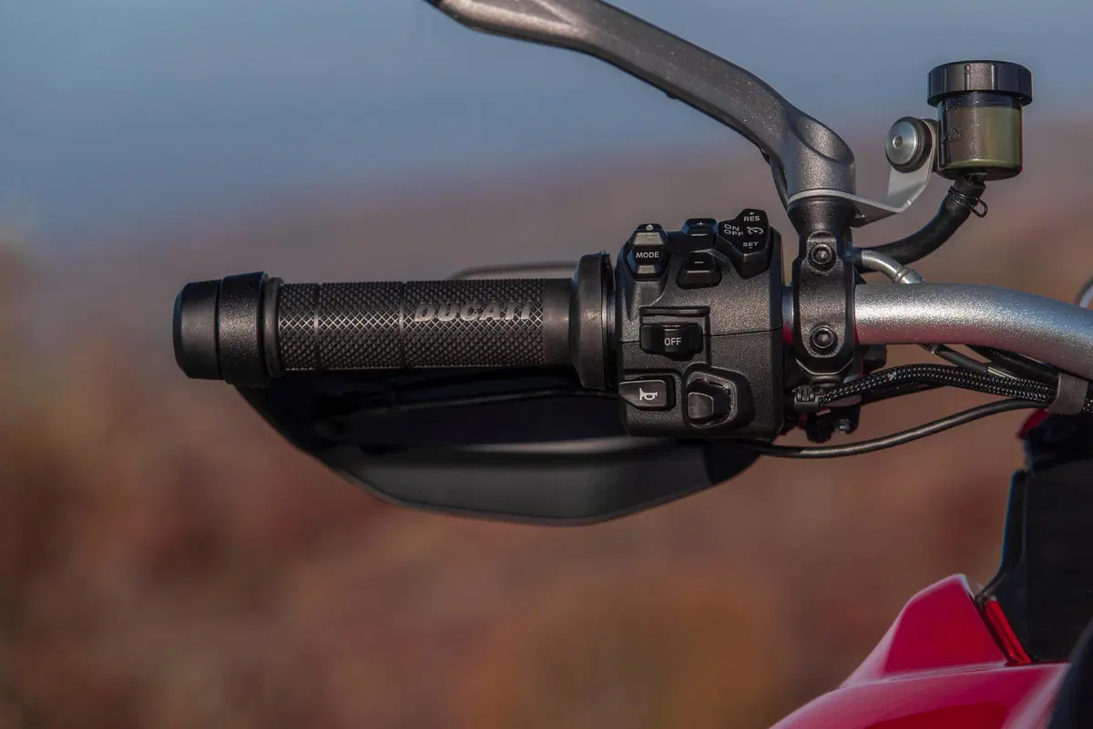 Ducati Multistrada V4 TEST: tutto quello che c'è da sapere sulla nuova Multi da 170 cv (16)