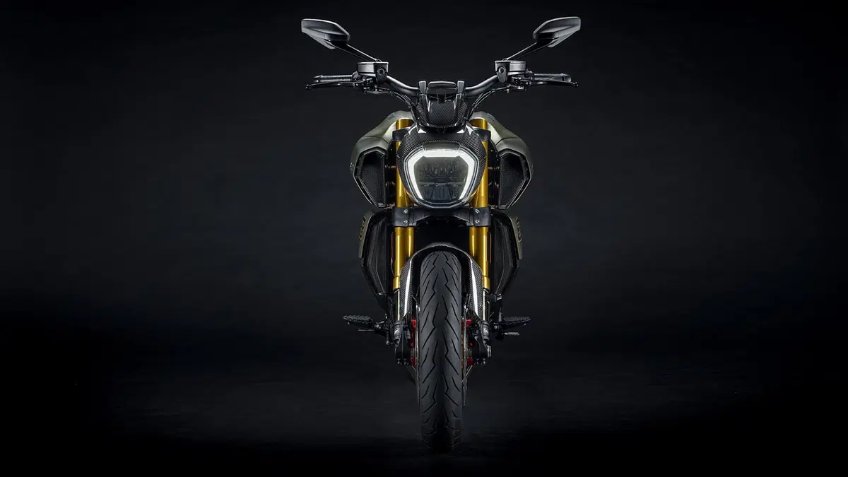 Ducati Diavel 1260 Diavel 1260 Lamborghini (2021) (3)