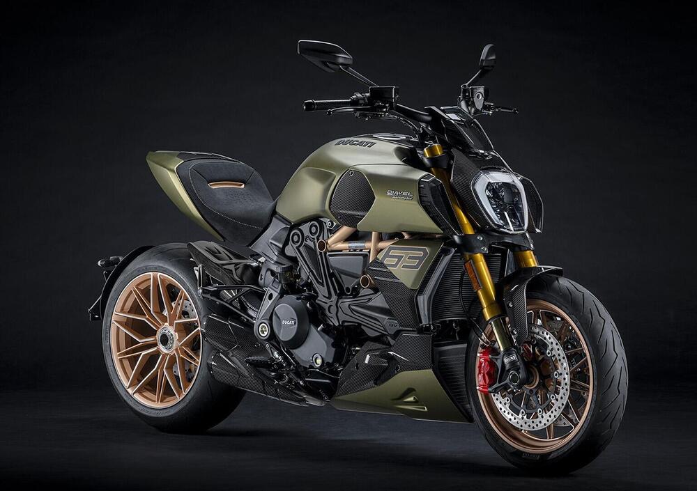 Ducati Diavel 1260 Lamborghini (2021) (2)