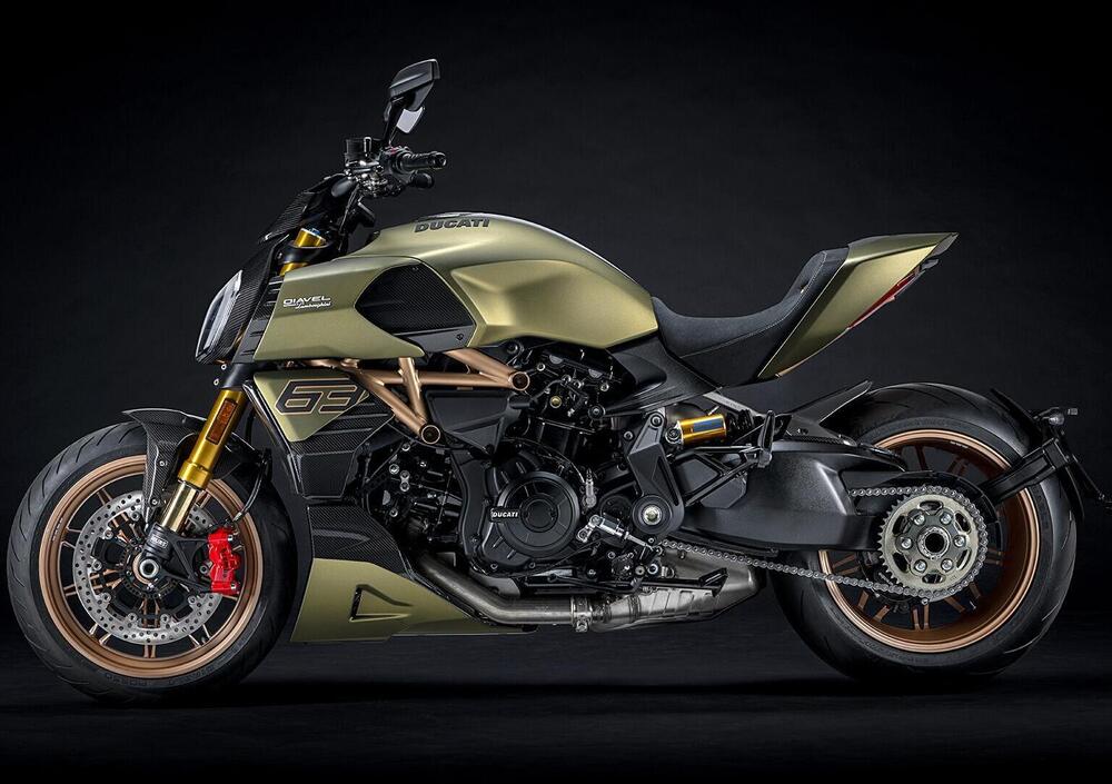 Ducati Diavel 1260 Lamborghini (2021) (4)