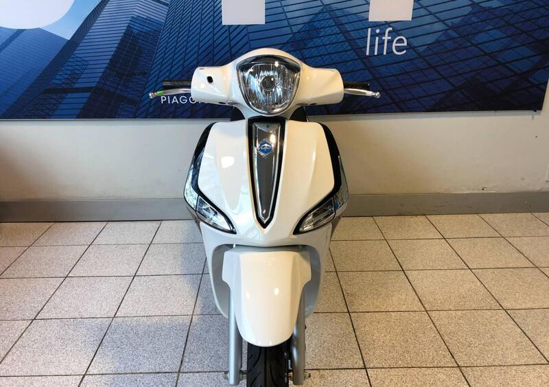 Vendo Piaggio Liberty 150 3V ABS (2021 - 24) nuova a Milano (codice  8218865) 