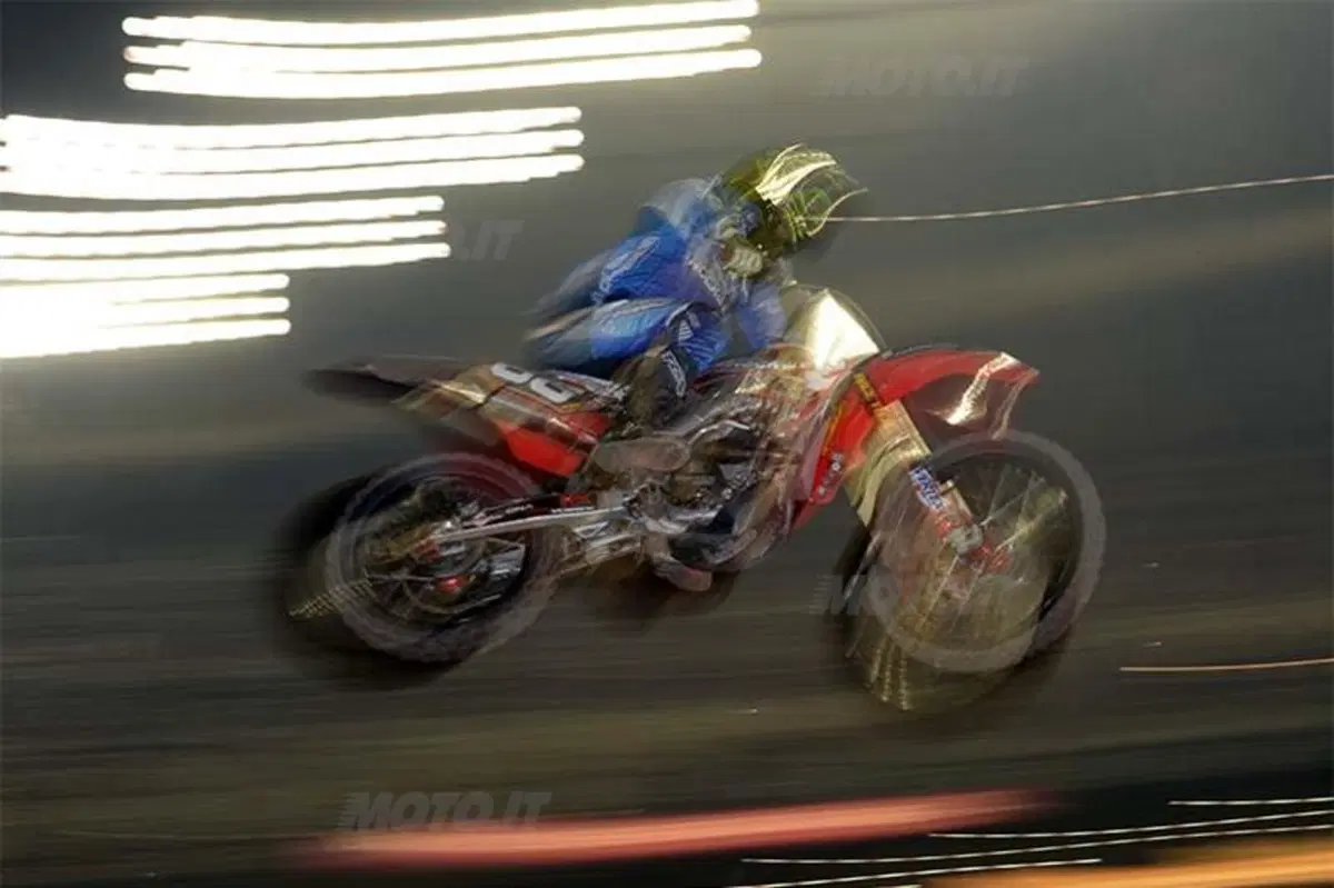 Le foto più belle del Supercross di Phoenix  (51)