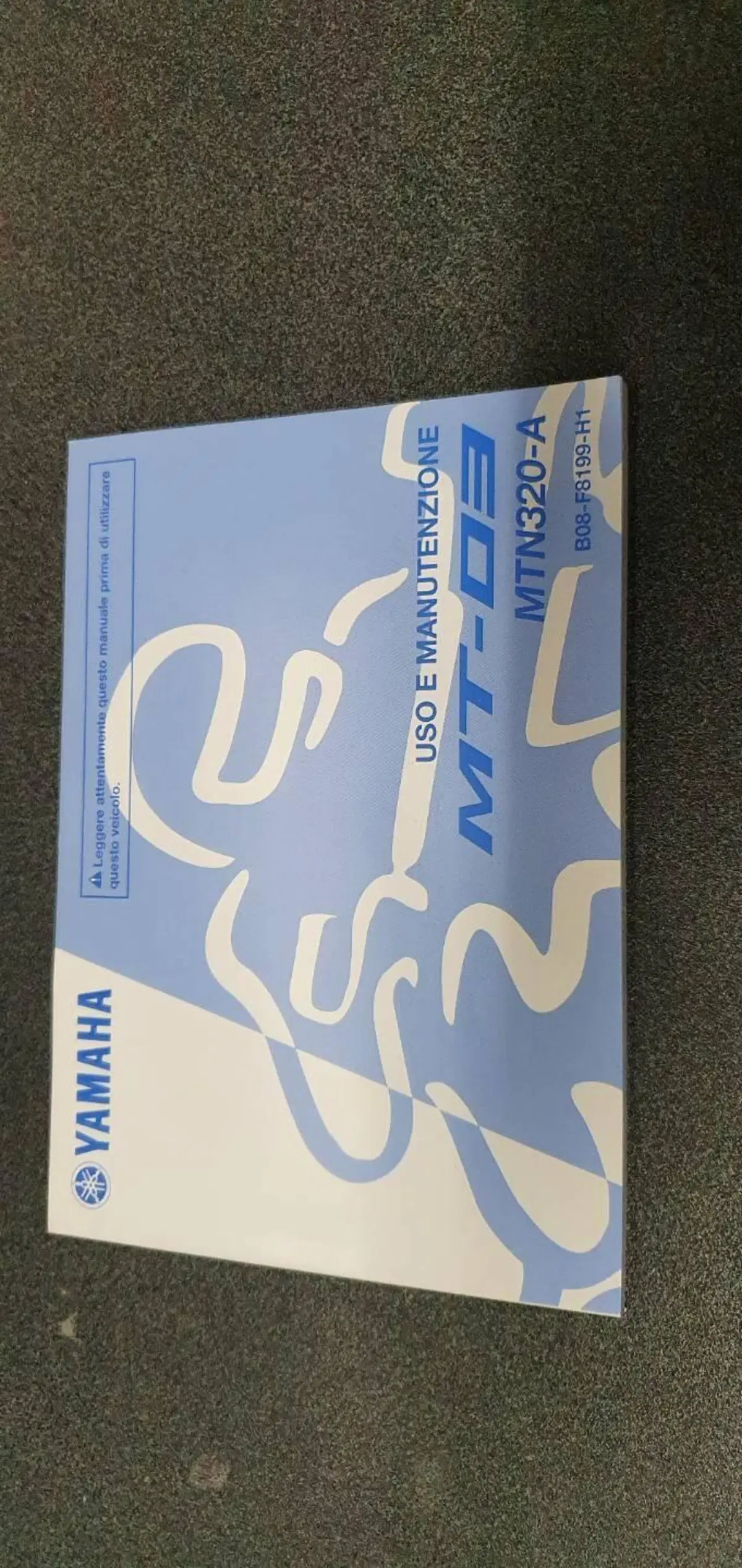 USO E MANUTENZIONE MANUALE YAMAHA PER MT-03