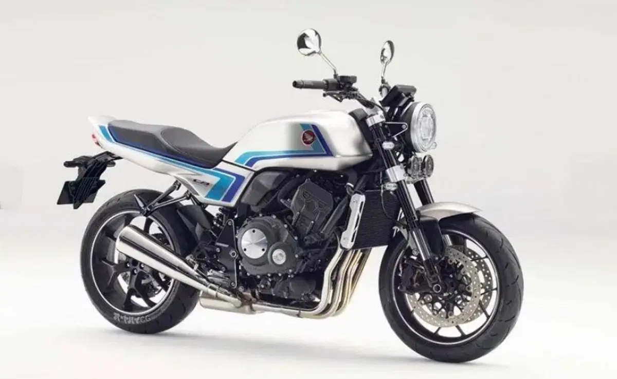 Nuova Honda CB-F Concept: omaggio alla CB900F (11)