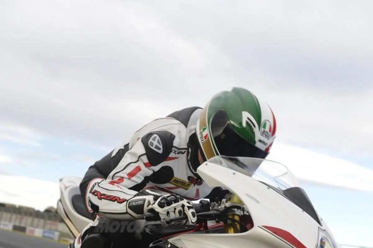MV Agusta F4 e F4RR 2013
