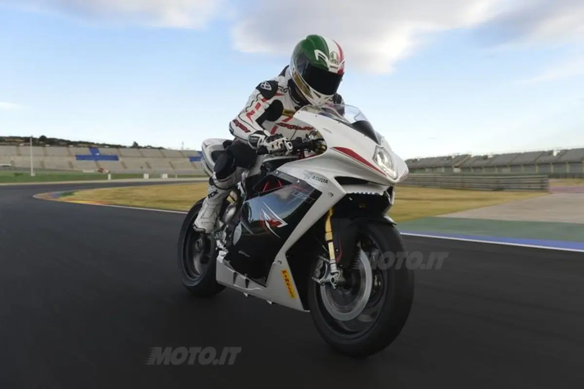 MV Agusta F4 e F4RR 2013 (3)