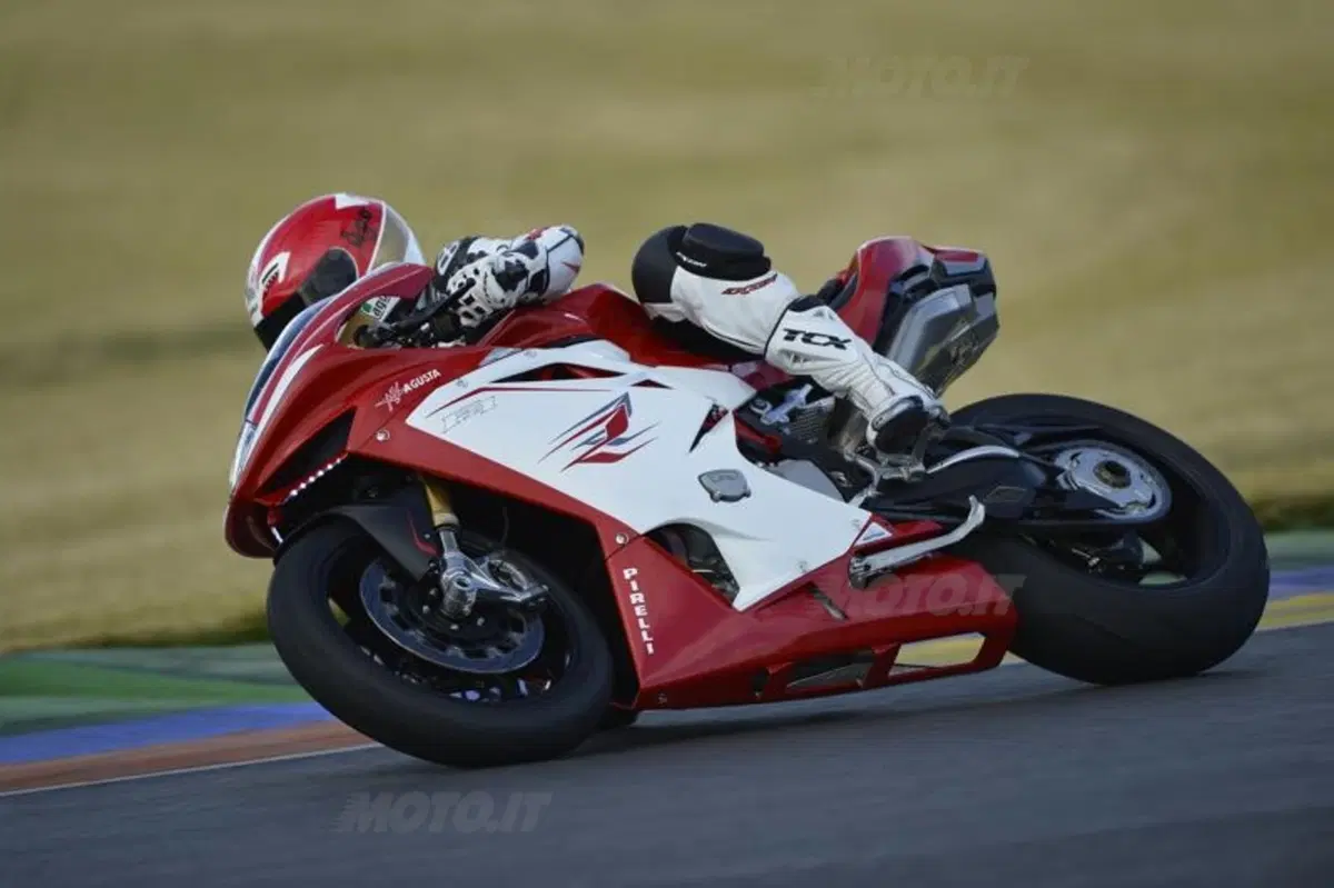 MV Agusta F4 e F4RR 2013 (13)