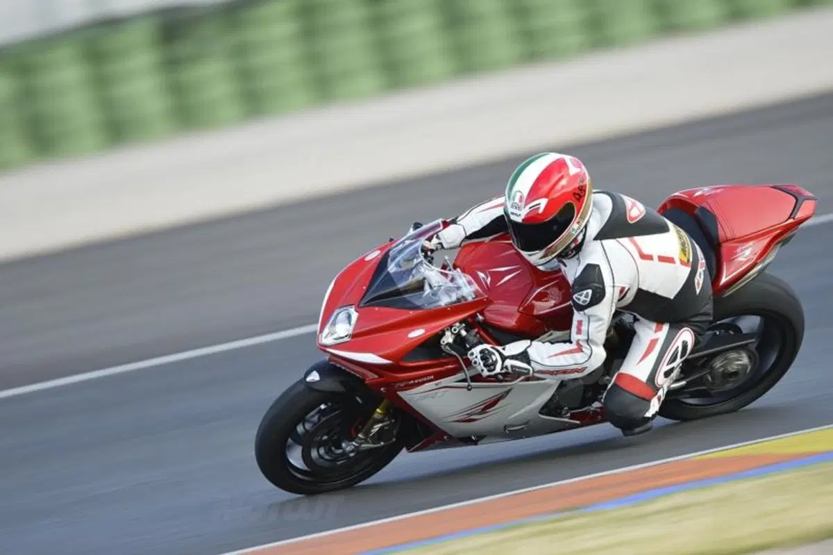 MV Agusta F4 e F4RR 2013 (14)