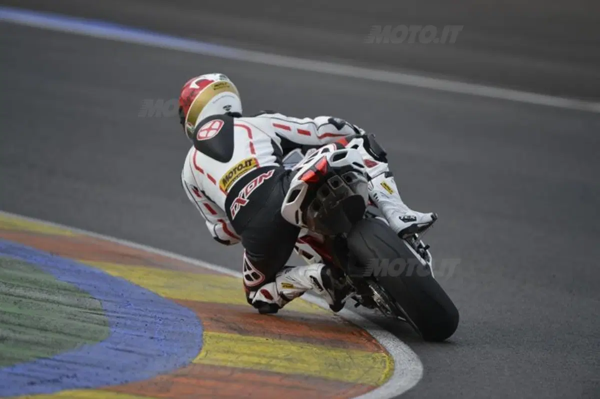 MV Agusta F4 e F4RR 2013 (15)