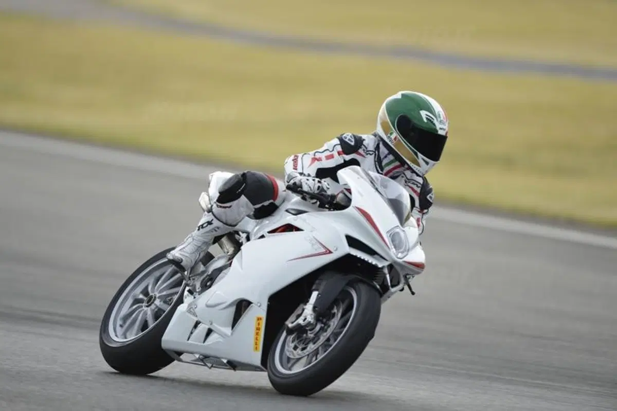 MV Agusta F4 e F4RR 2013 (16)