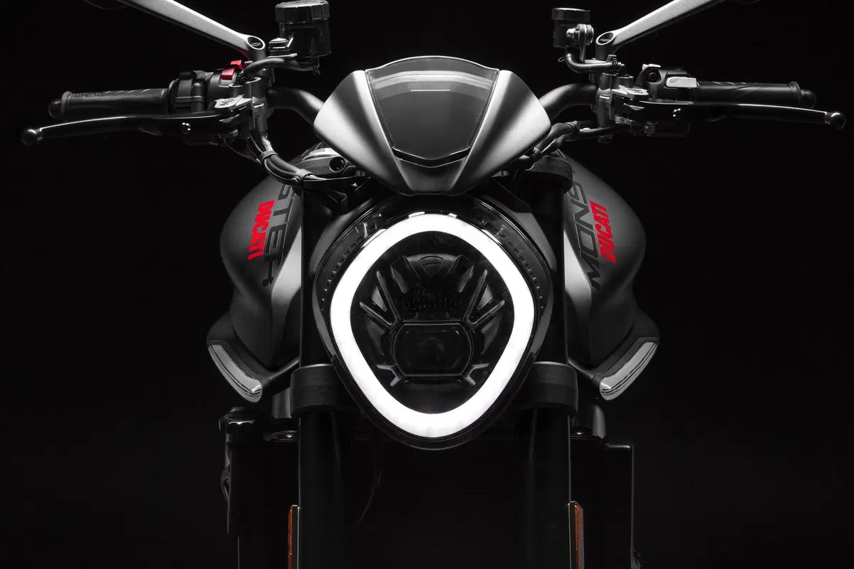 Ducati Monster 2021: Foto, prezzo e informazioni (25)