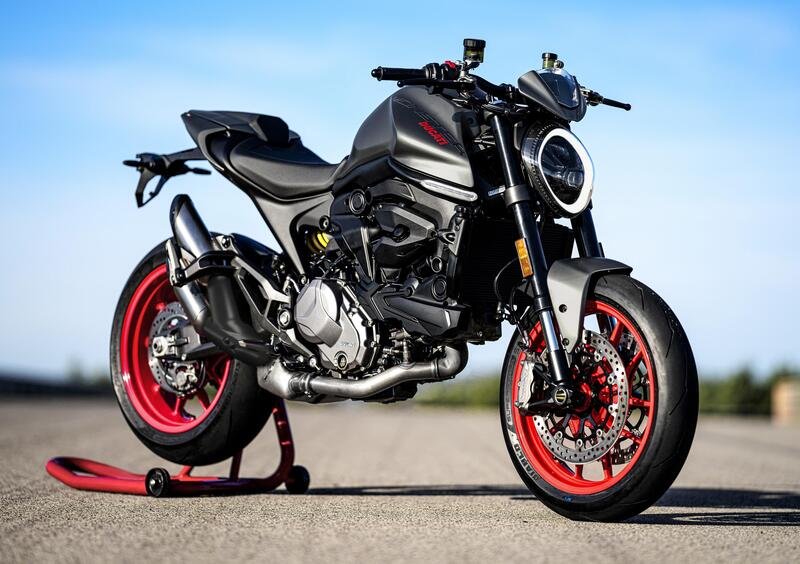 Ducati Monster 937 Monster 937 + (2021 - 24) (2)