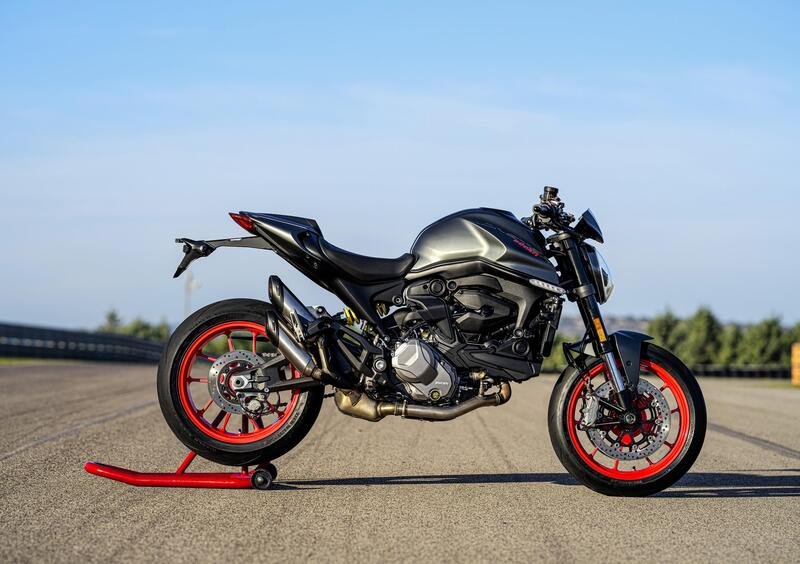 Ducati Monster 937 Monster 937 + (2021 - 24) (3)