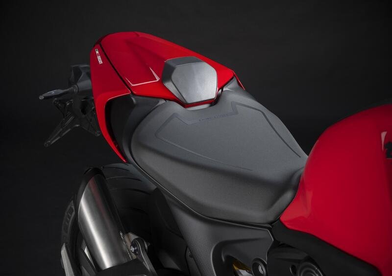 Ducati Monster 937 Monster 937 + (2021 - 24) (15)