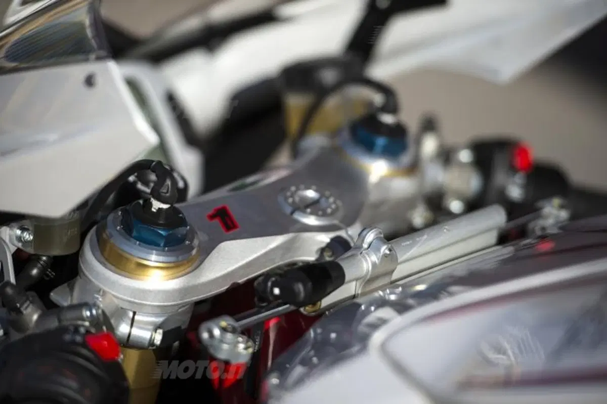 MV Agusta F4 e F4RR 2013 (36)