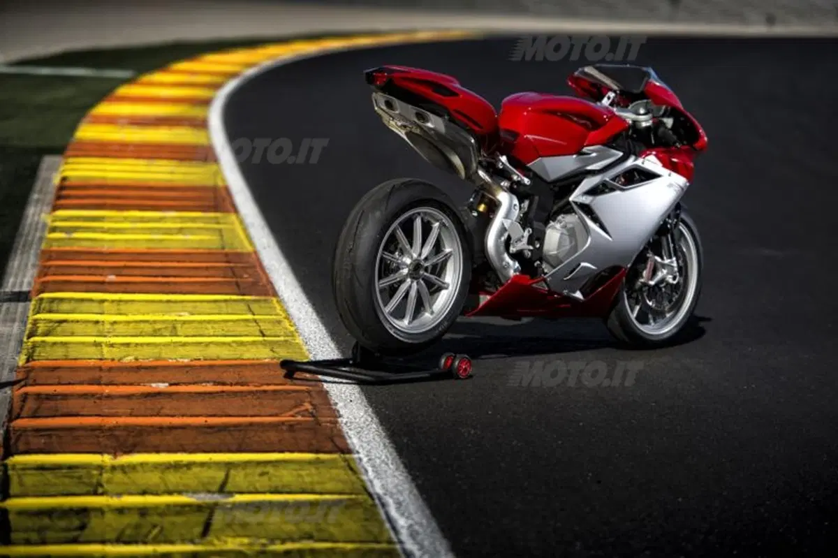 MV Agusta F4 e F4RR 2013 (45)