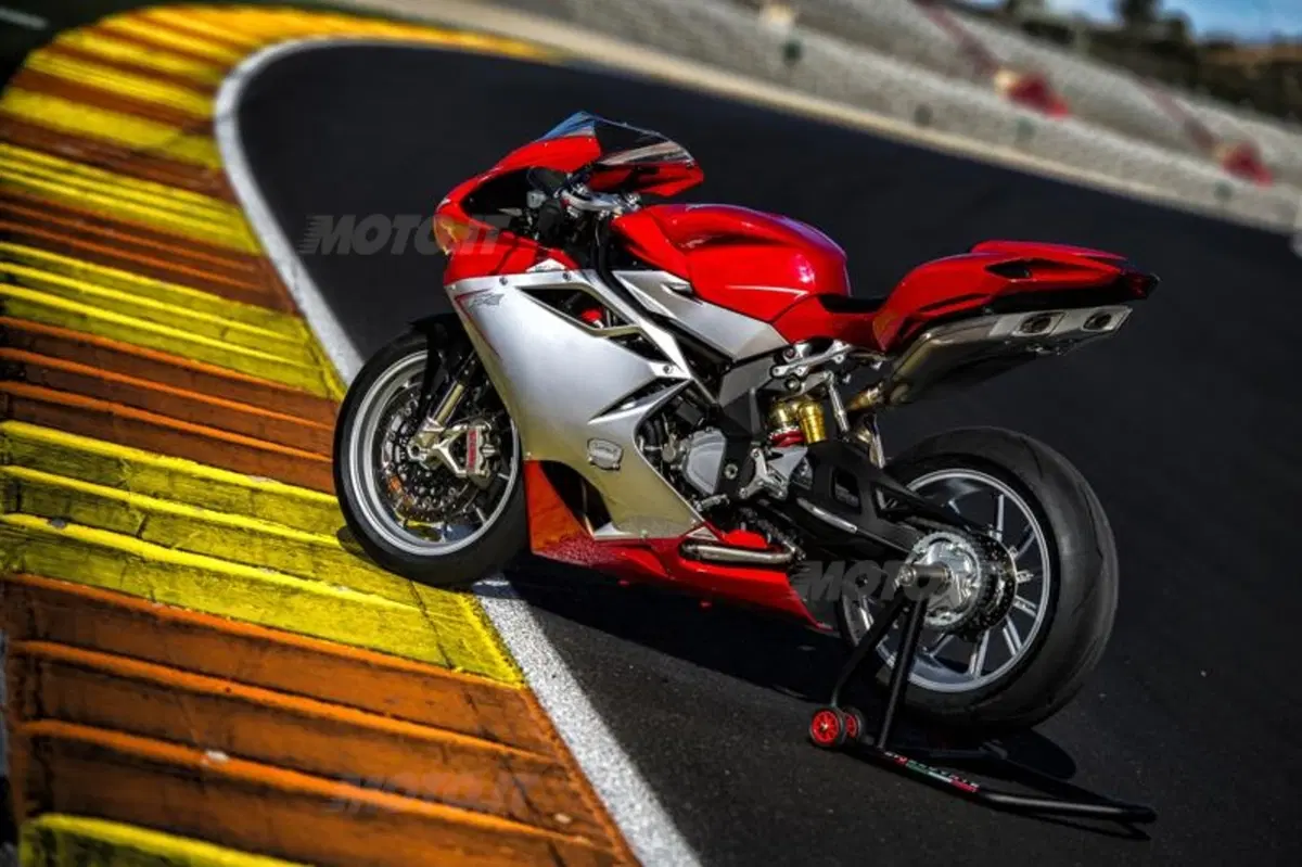 MV Agusta F4 e F4RR 2013 (47)