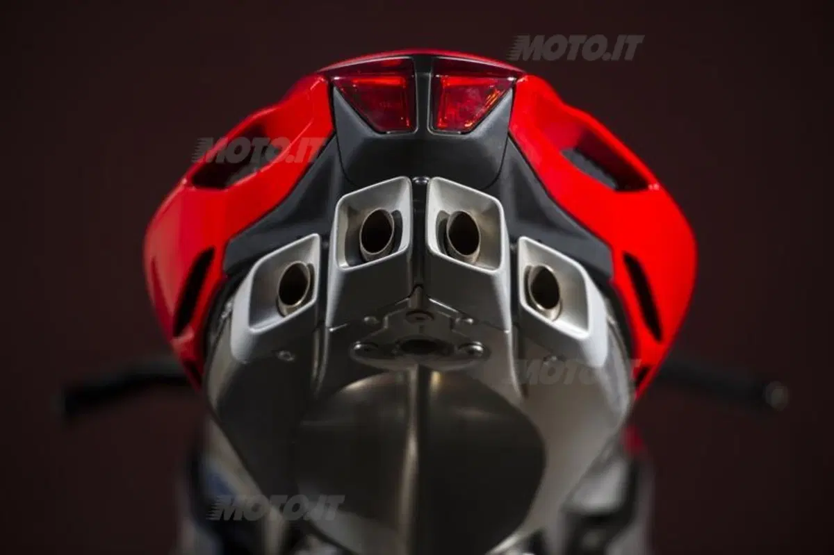 MV Agusta F4 e F4RR 2013 (48)
