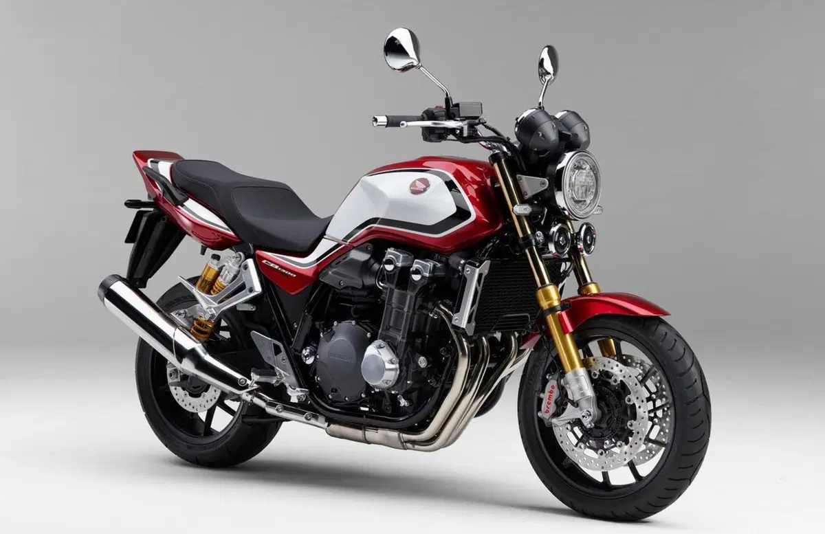 Nuove Honda CB1300 Super Four e Super Bol d'Or 2021 (6)