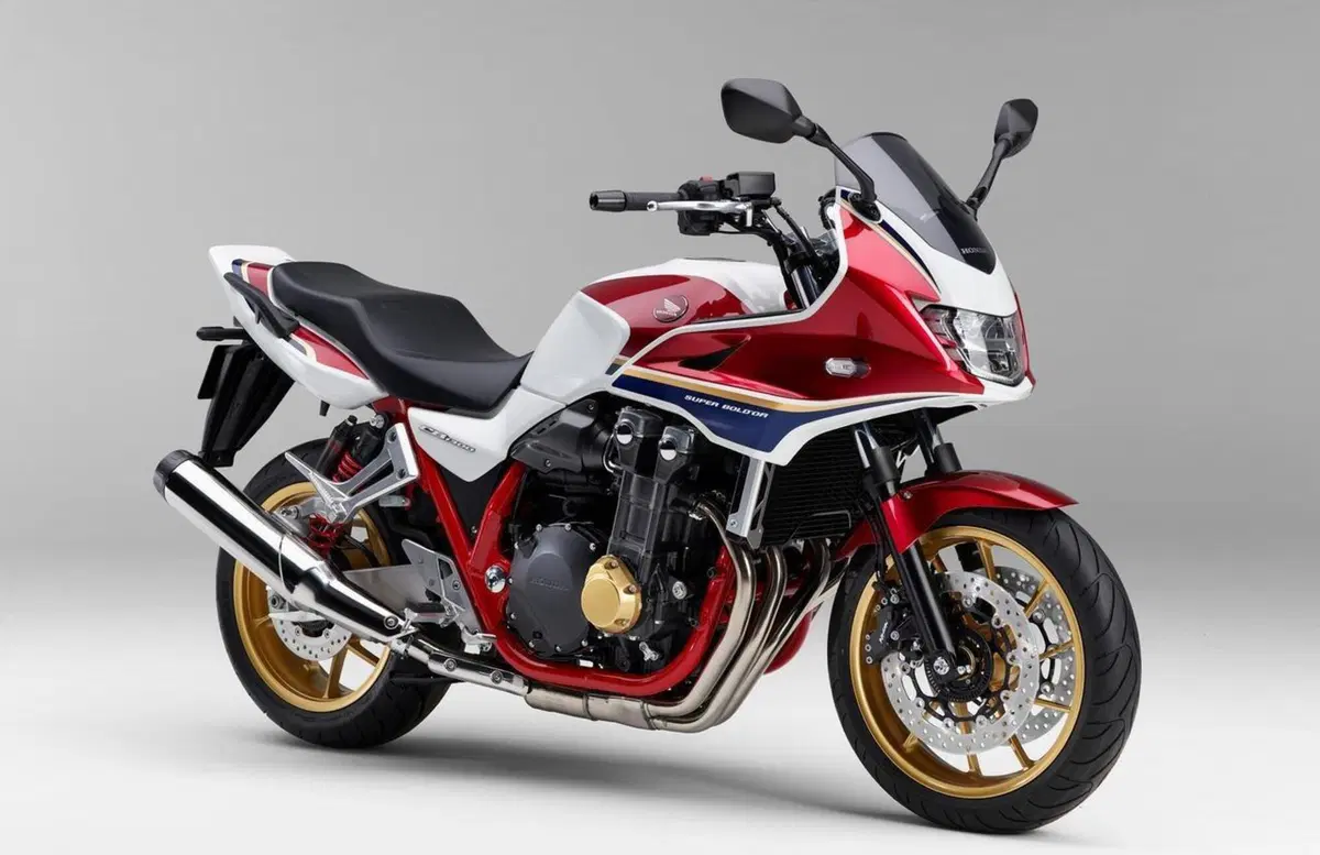 Nuove Honda CB1300 Super Four e Super Bol d'Or 2021 (7)
