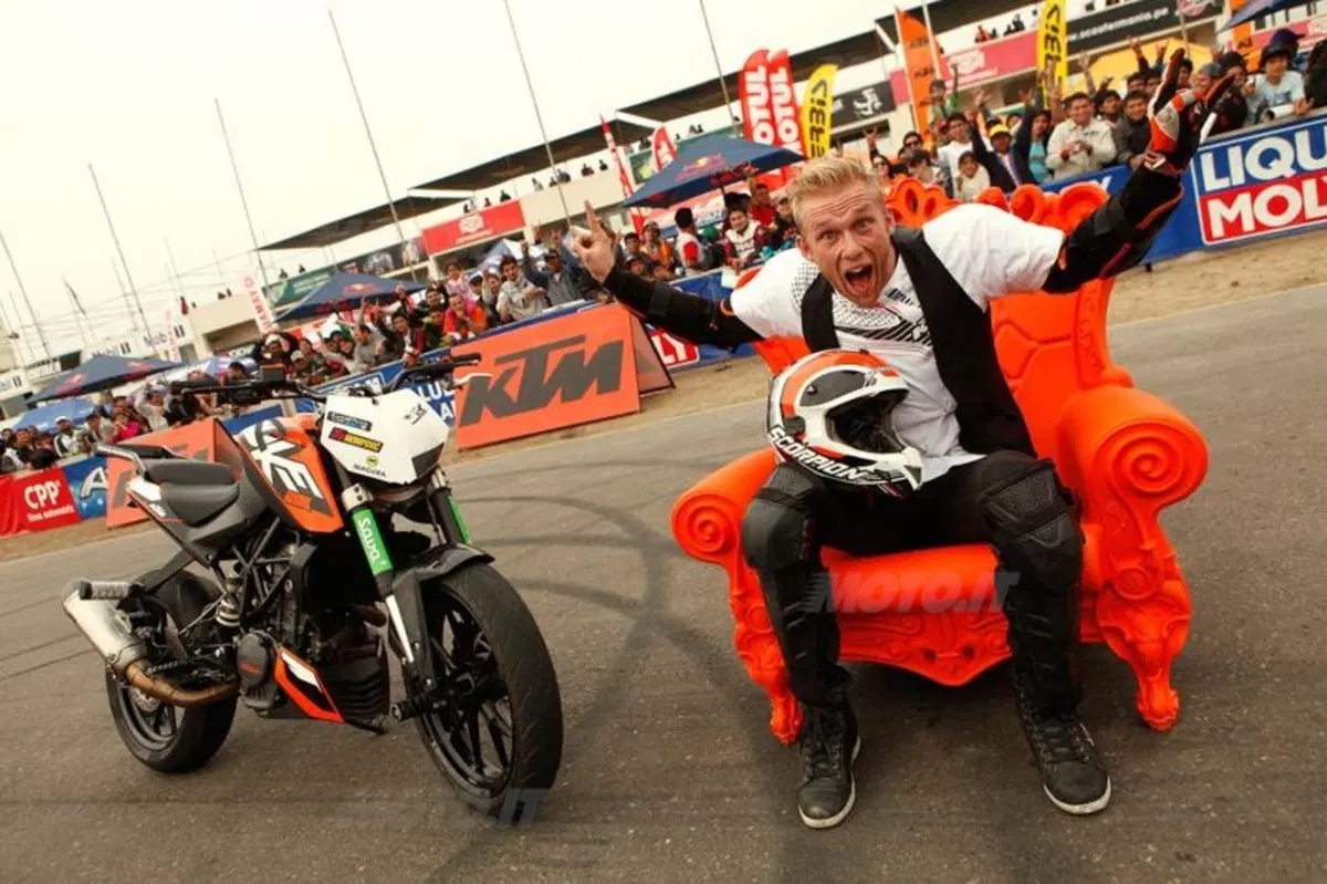 Rok Bagoros (stunt KTM): un fenomeno in crescita (3)