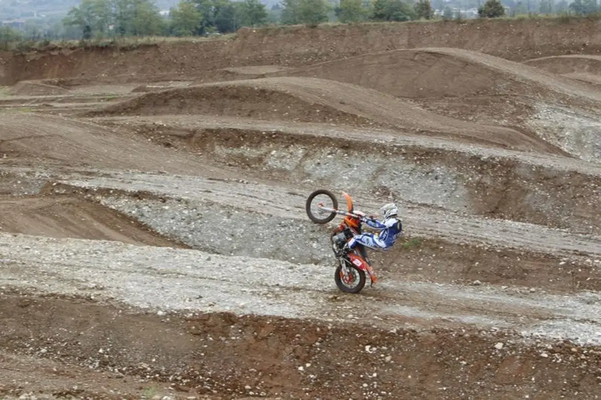 KTM EXC-F 350 Guerrero VS 450 Aubert Factory  (10)