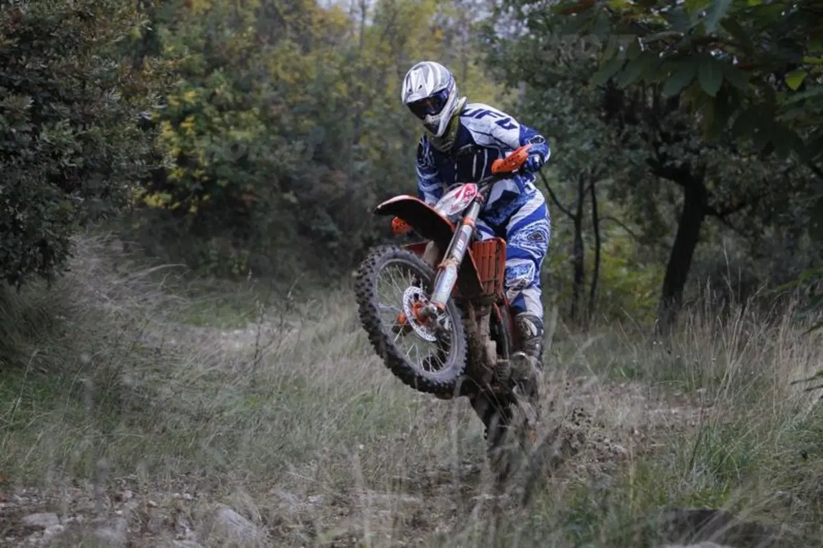 KTM EXC-F 350 Guerrero VS 450 Aubert Factory  (15)