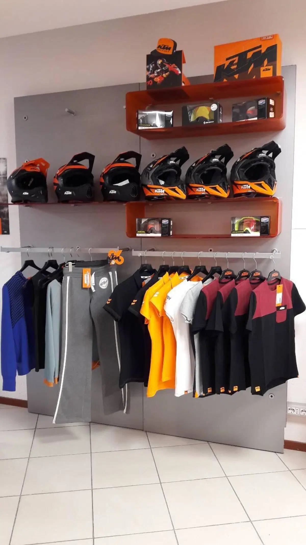 KTM scontato Abbigliamento ,Casual e Gadgets (6)