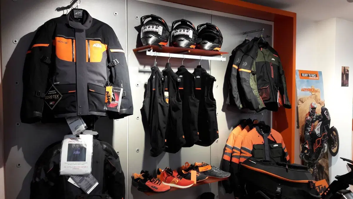 KTM scontato Abbigliamento ,Casual e Gadgets (8)