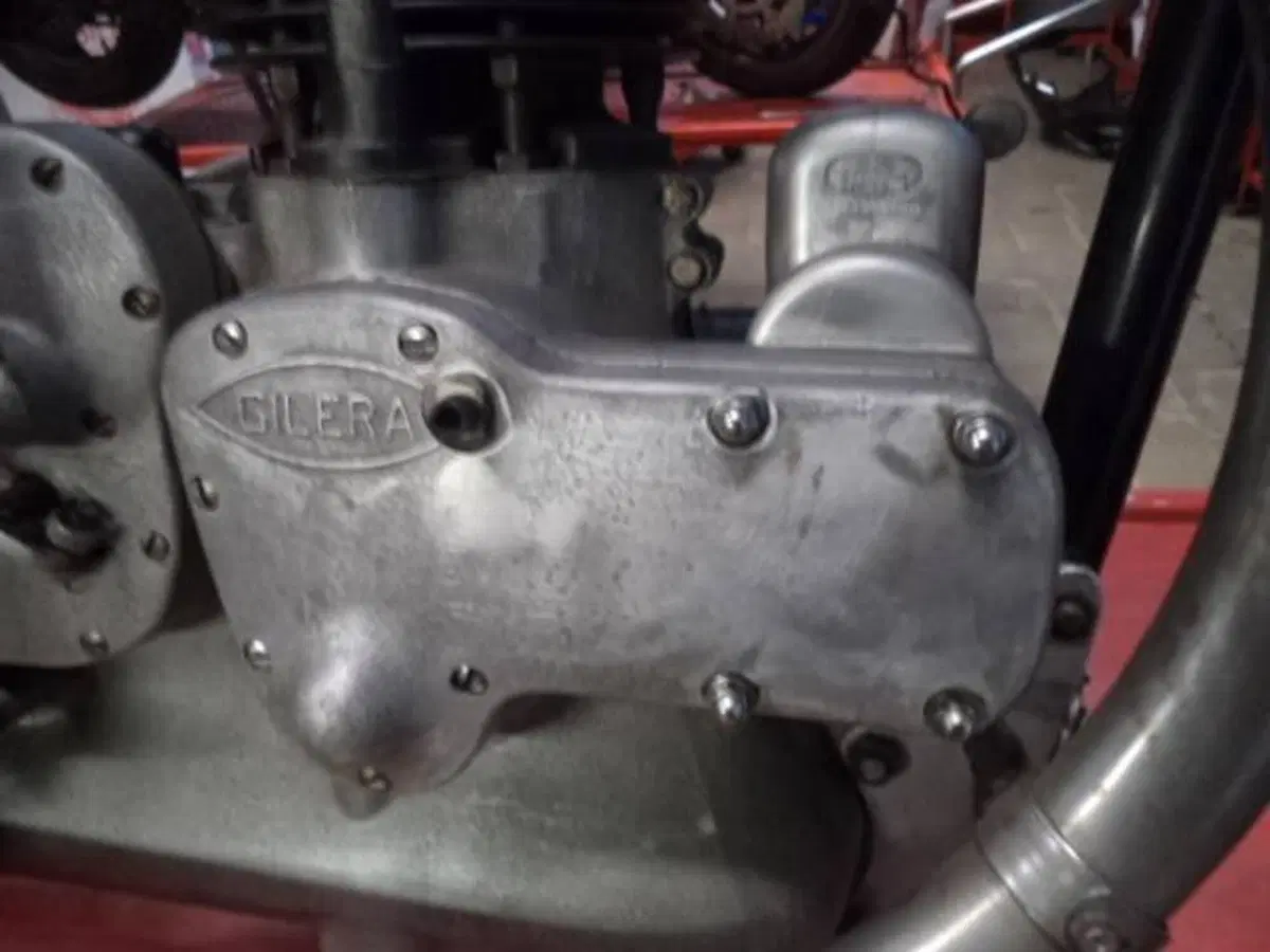 Gilera SATURNO CORSA (10)