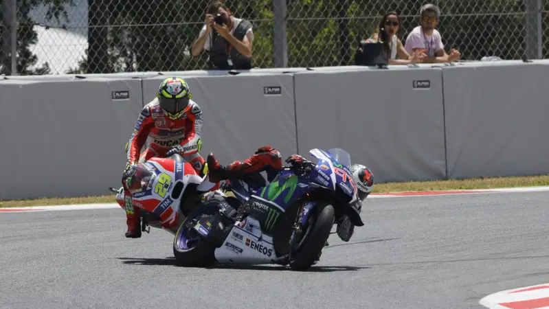 MotoGP 2016. Il GP di Catalunya in immagini
