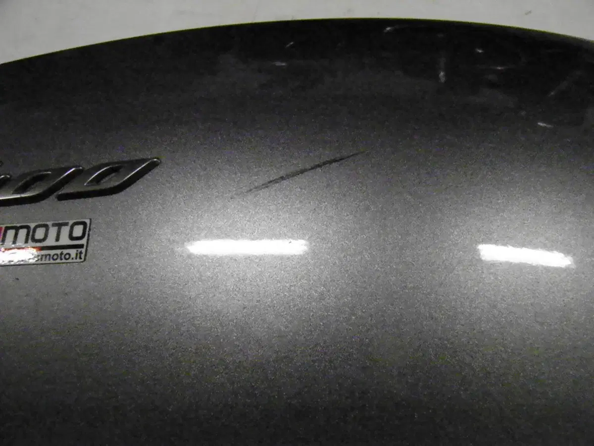 FIANCATA POST. DESTRA USATA PER HONDA SW T 400