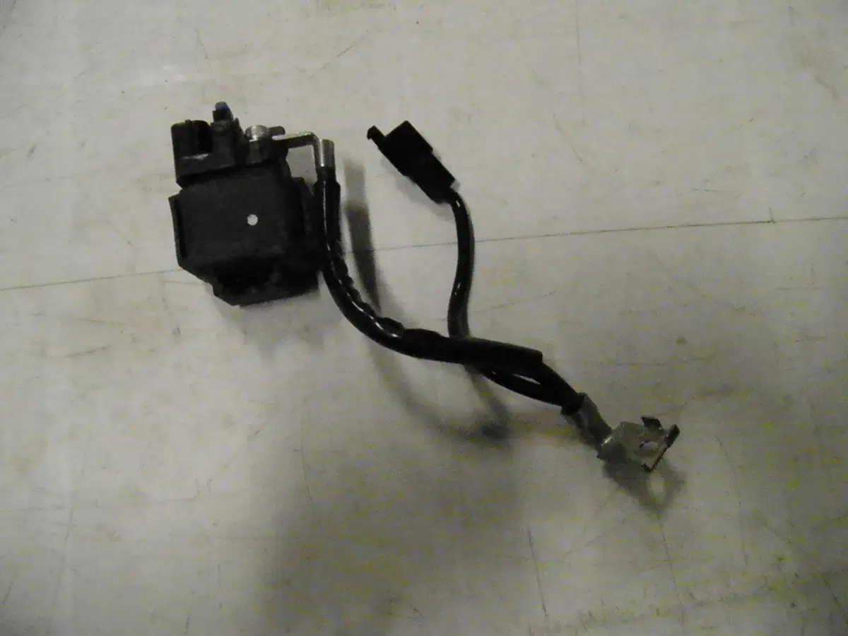 RELE' AVVIAMENTO USATO PER HONDA SW T 400 (2)