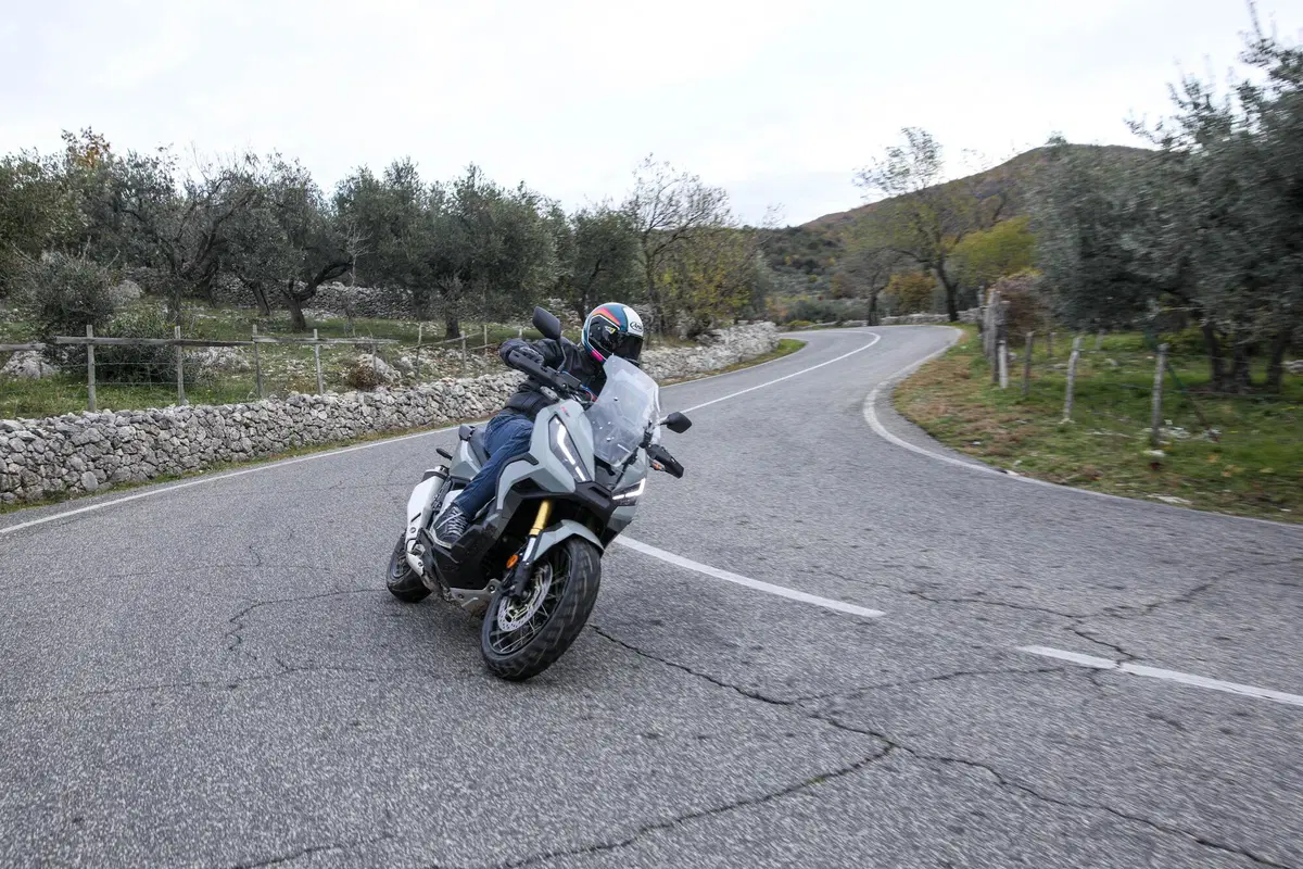 Honda X-ADV 2021 TEST (8)