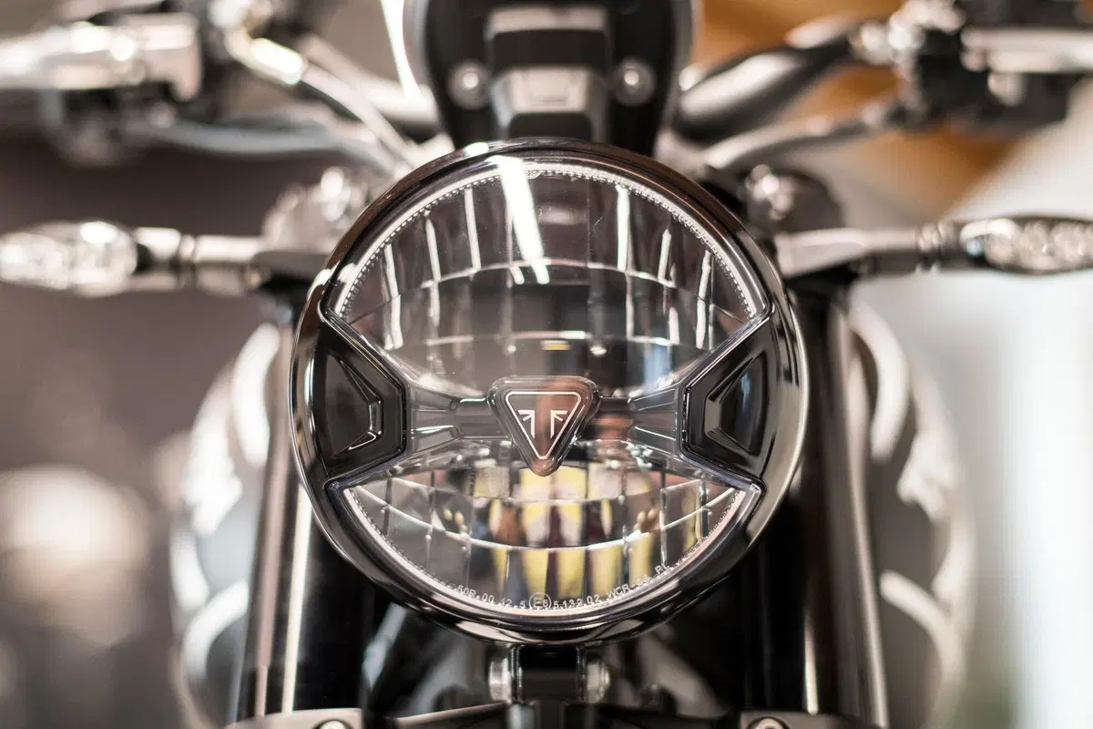 Triumph Trident 660 (5)