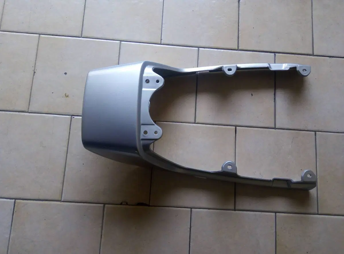 Honda CB400N (2)