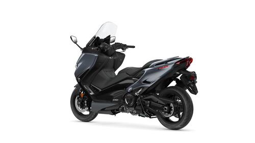 Yamaha TMAX e XMAX: motori Euro-5 e nuove colorazioni (2)