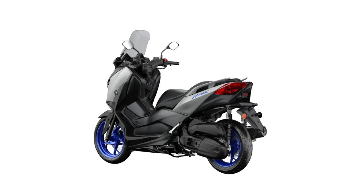 Yamaha TMAX e XMAX: motori Euro-5 e nuove colorazioni (13)