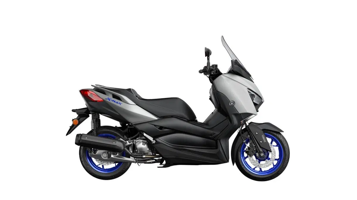 Yamaha TMAX e XMAX: motori Euro-5 e nuove colorazioni (14)