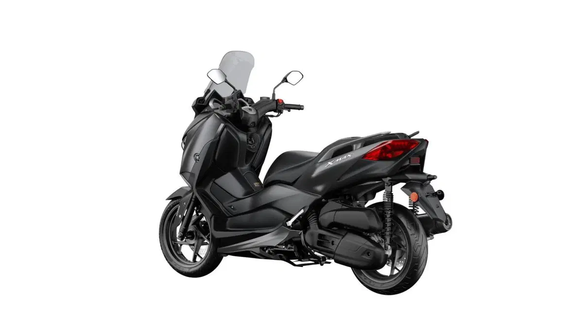 Yamaha TMAX e XMAX: motori Euro-5 e nuove colorazioni (17)