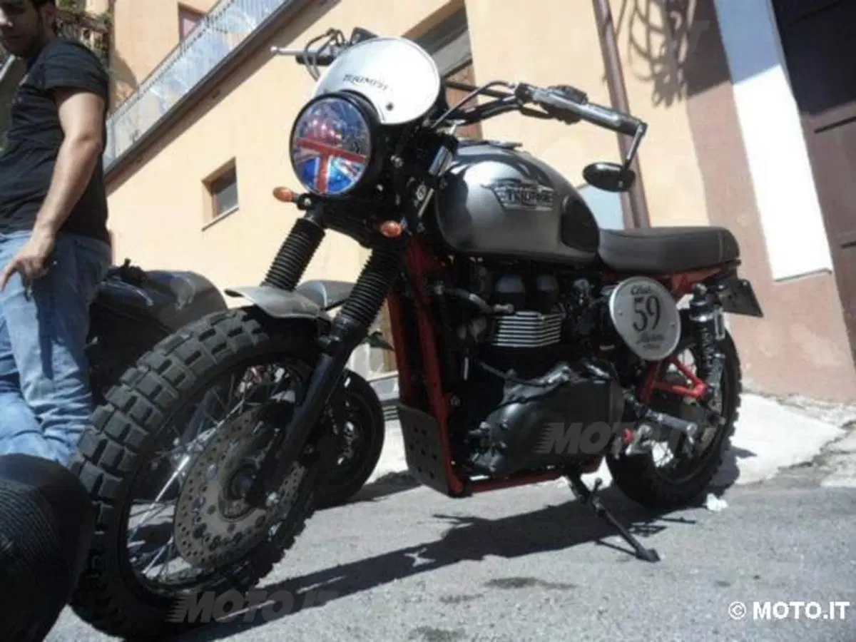 Le Strane di Moto.it: Triumph Thruxton (2)