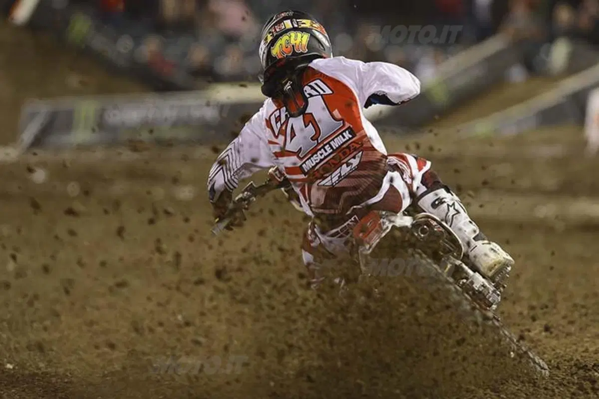 Supercross di Anaheim: Villopoto finalmente conquista l'oro (3)