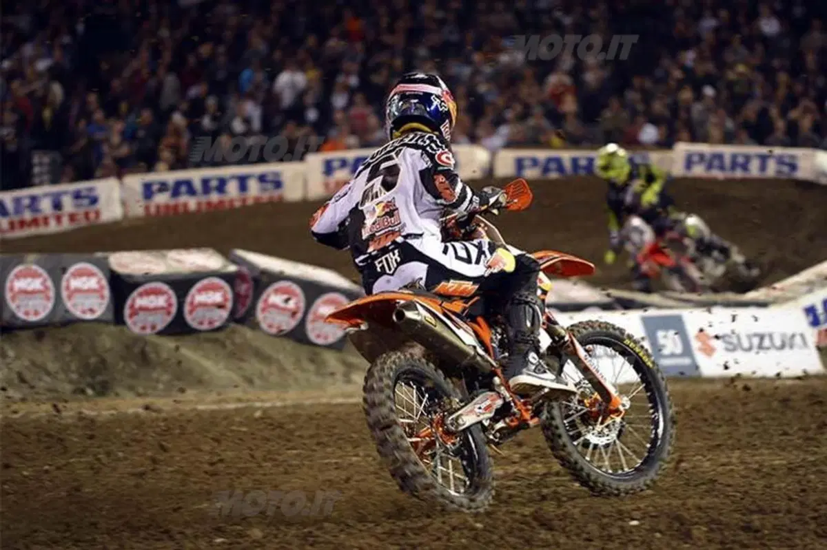 Supercross di Anaheim: Villopoto finalmente conquista l'oro (4)