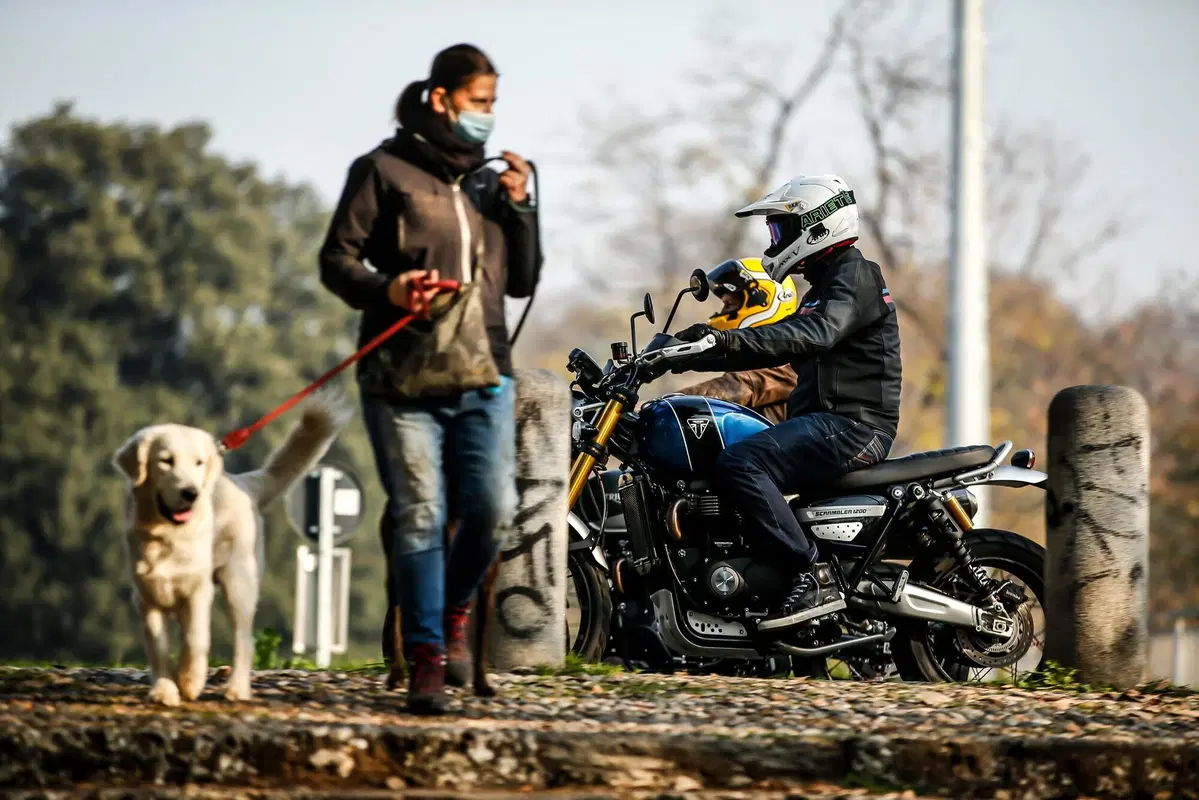 Triumph Scrambler SPECIAL TEST: 900 vs 1200, quale scegliere?