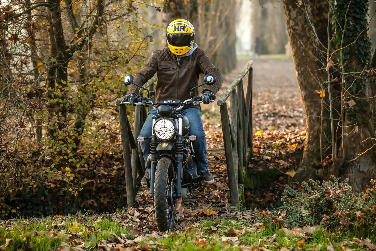 Triumph Scrambler SPECIAL TEST: 900 vs 1200, quale scegliere? (5)