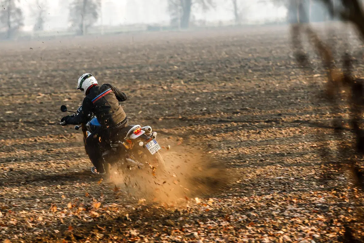 Triumph Scrambler SPECIAL TEST: 900 vs 1200, quale scegliere? (4)
