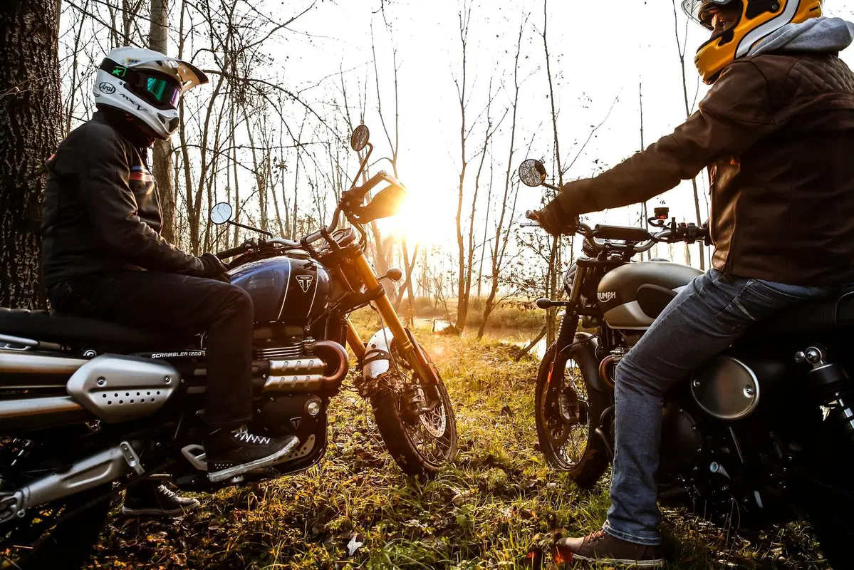Triumph Scrambler SPECIAL TEST: 900 vs 1200, quale scegliere?