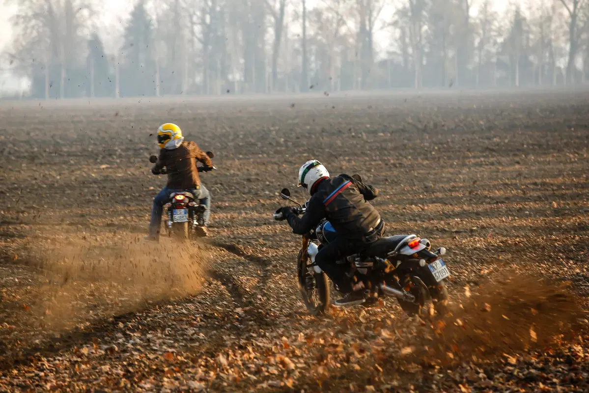 Triumph Scrambler SPECIAL TEST: 900 vs 1200, quale scegliere? (6)