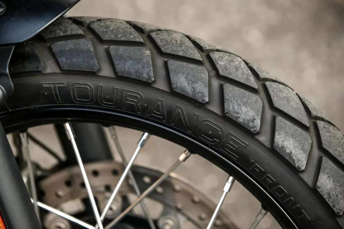 Triumph Scrambler SPECIAL TEST: 900 vs 1200, quale scegliere? (17)