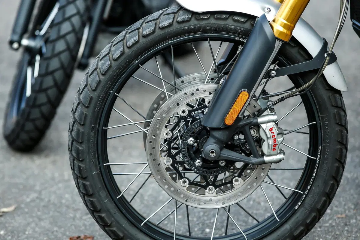 Triumph Scrambler SPECIAL TEST: 900 vs 1200, quale scegliere? (35)